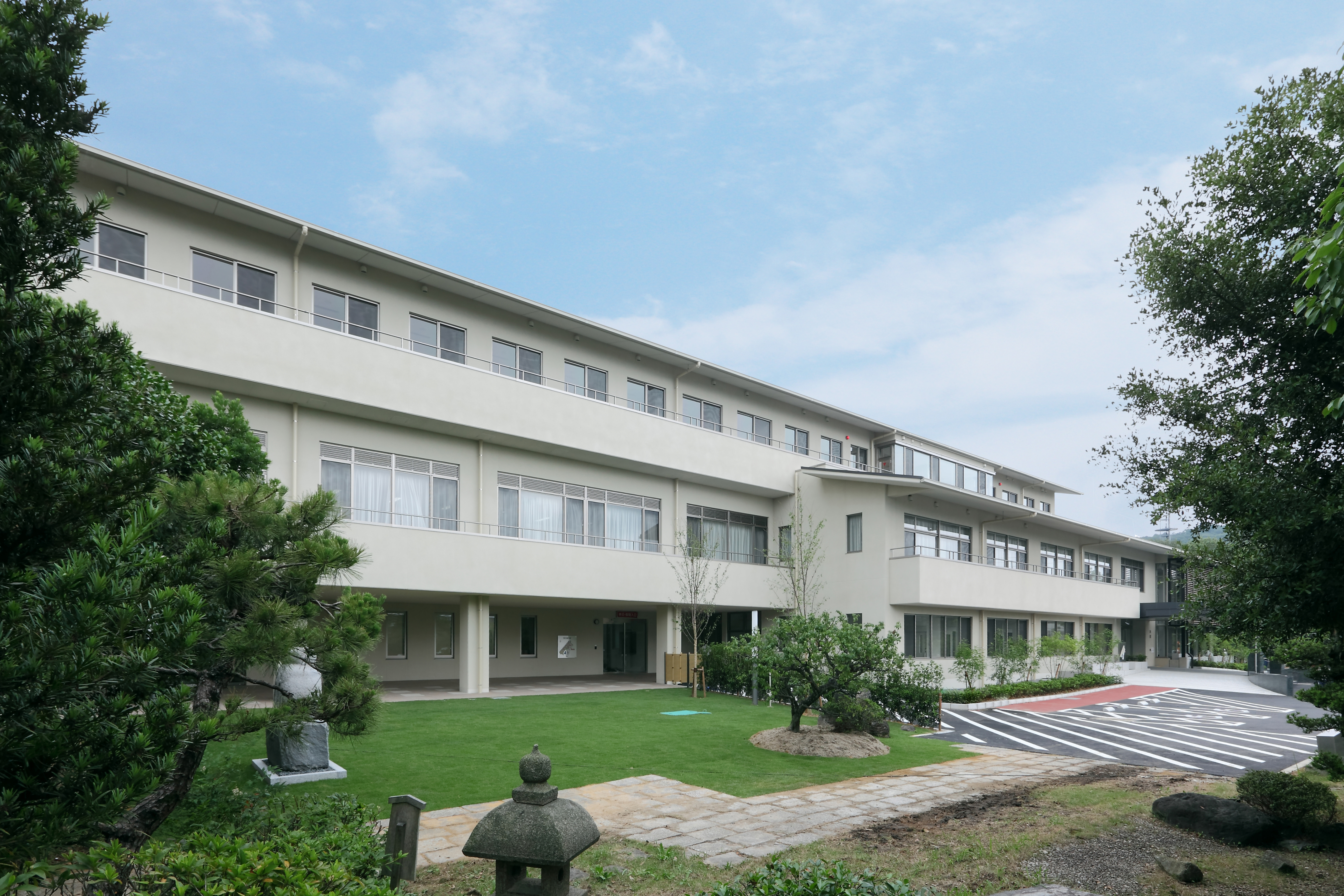 005 外観 南西面