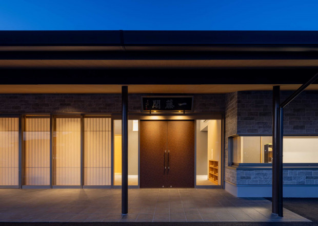 005_エントランス夜景_2039